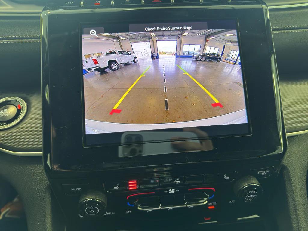 new 2025 Jeep Grand Cherokee car, priced at $48,775