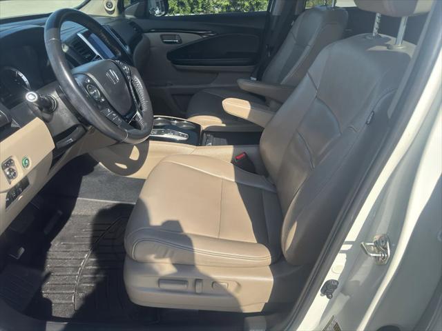 used 2016 Honda Pilot car, priced at $15,995