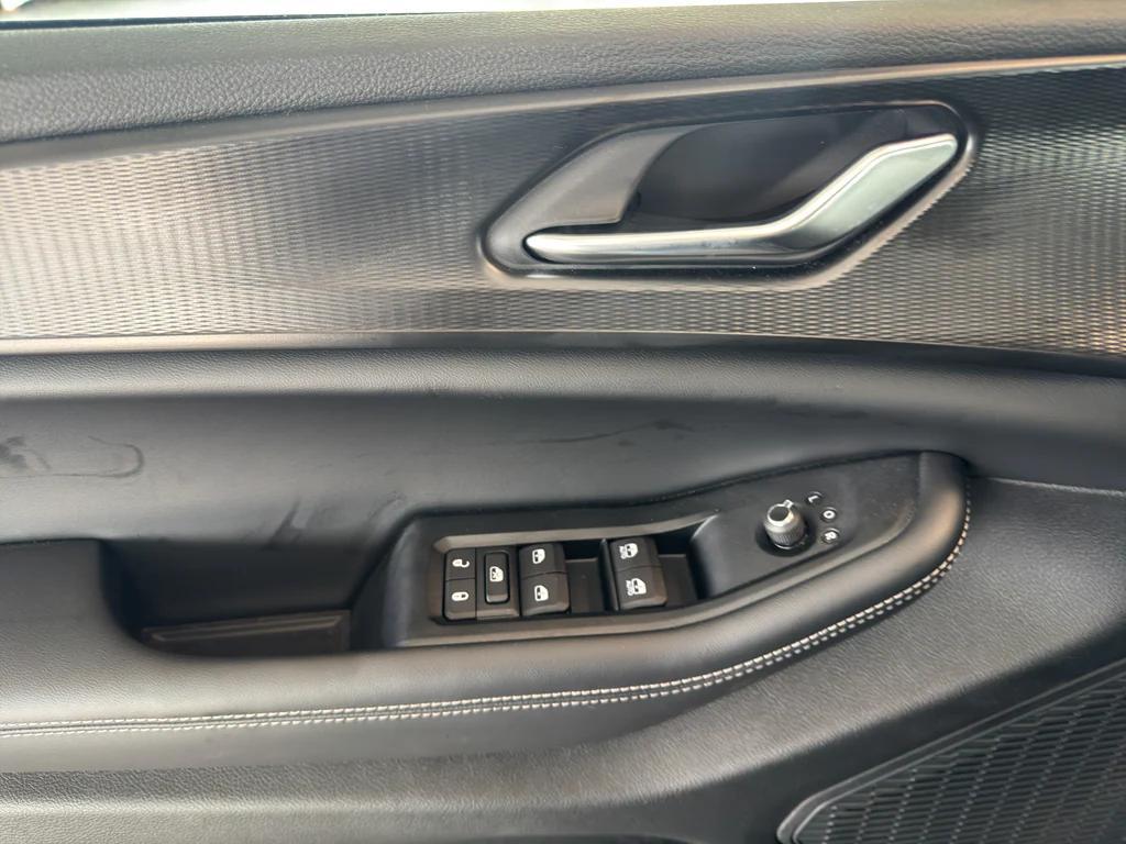 new 2025 Jeep Grand Cherokee car, priced at $49,370