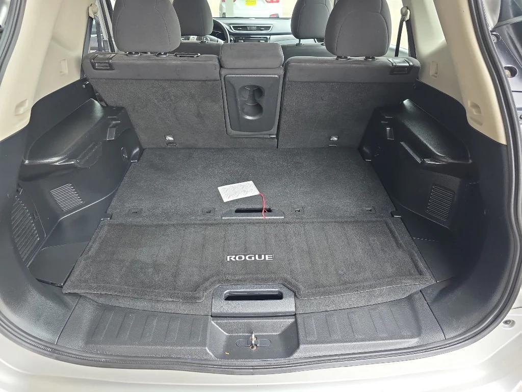 used 2016 Nissan Rogue car, priced at $12,995