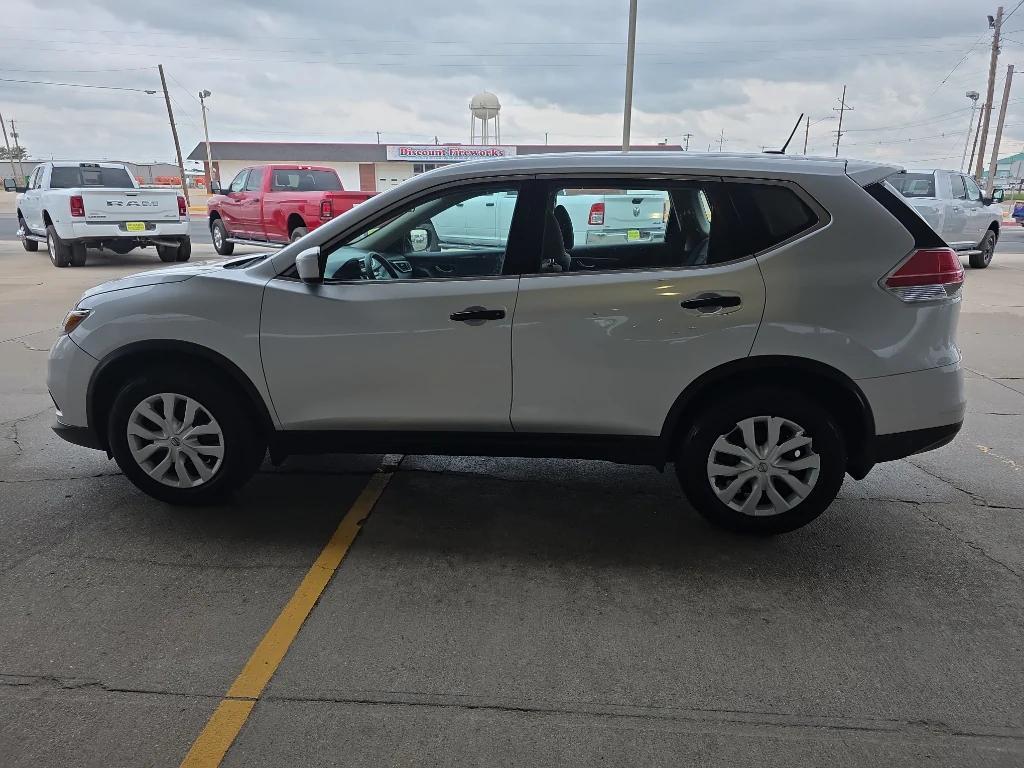used 2016 Nissan Rogue car, priced at $12,995