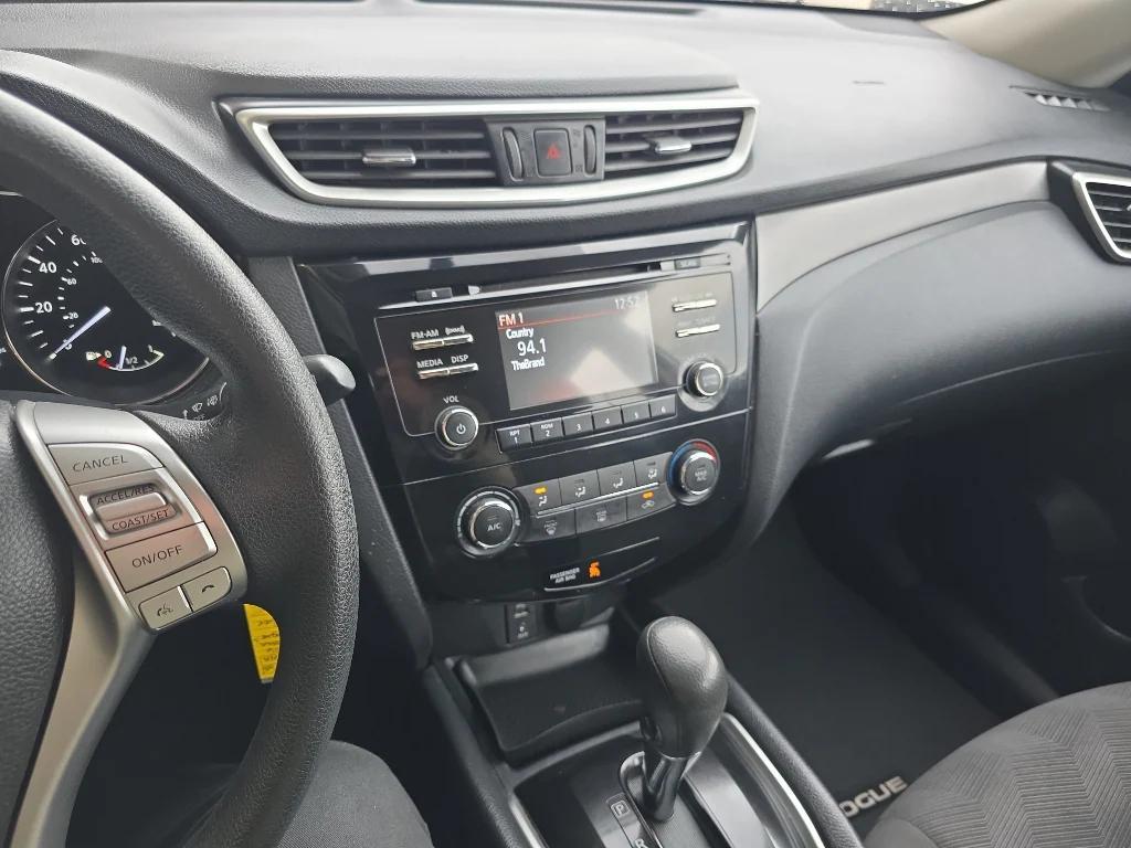 used 2016 Nissan Rogue car, priced at $12,995