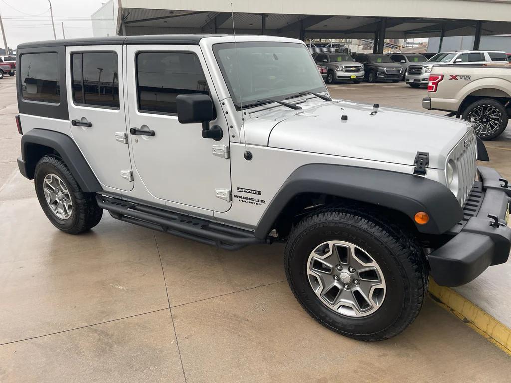 used 2012 Jeep Wrangler Unlimited car, priced at $17,300