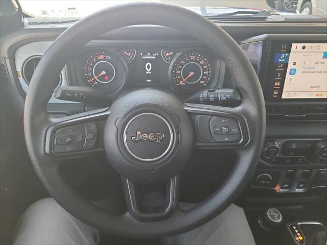 new 2025 Jeep Wrangler car