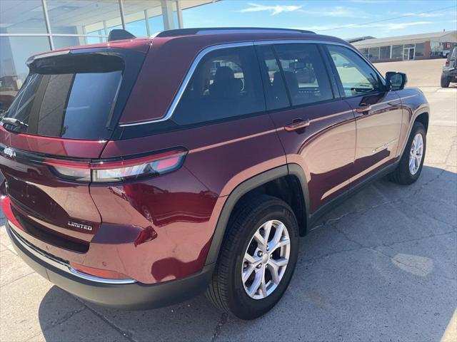 used 2022 Jeep Grand Cherokee car, priced at $33,500