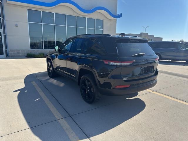 used 2023 Jeep Grand Cherokee car, priced at $36,995