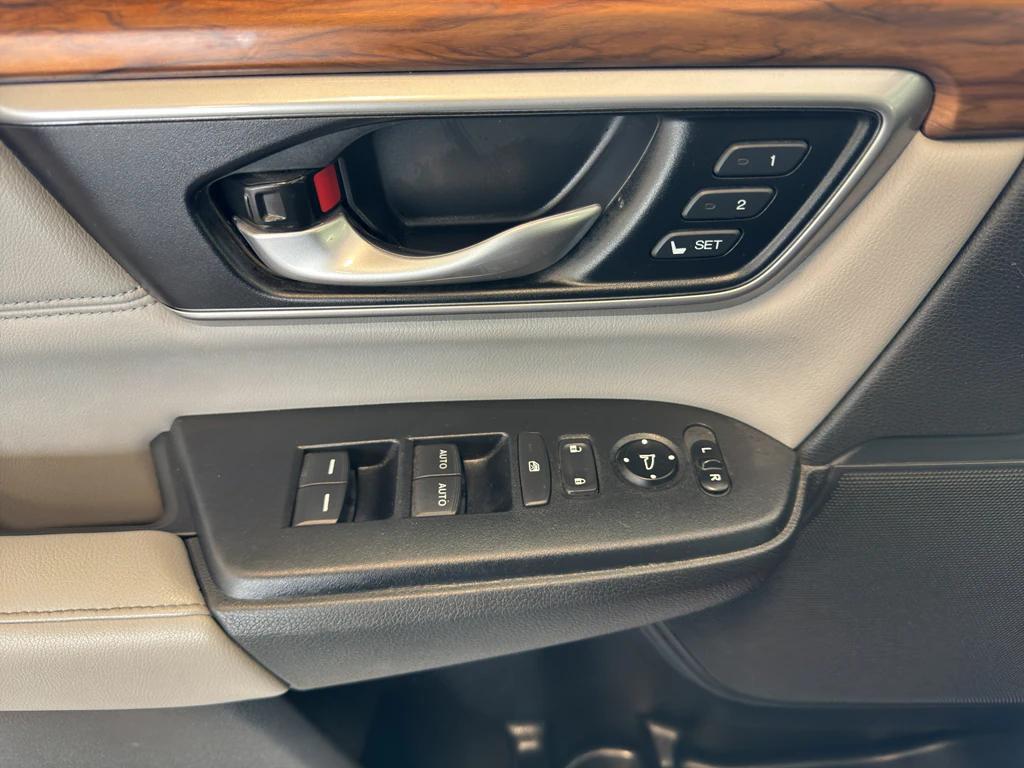 used 2020 Honda CR-V car, priced at $24,995