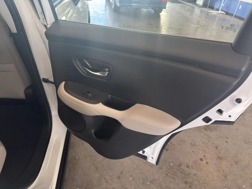 new 2025 Honda HR-V car