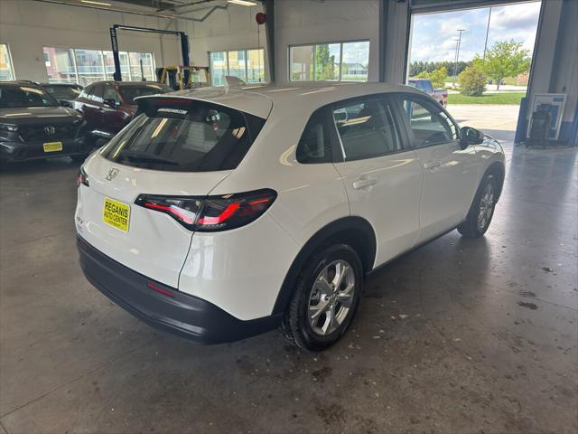 new 2025 Honda HR-V car