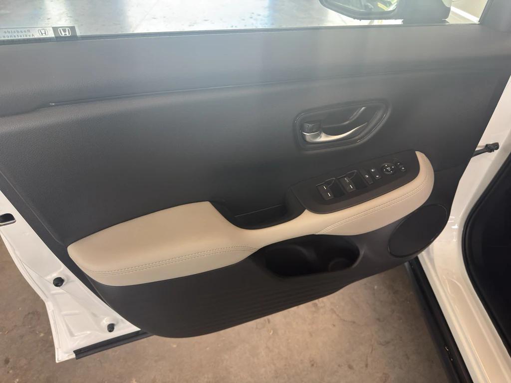 new 2025 Honda HR-V car