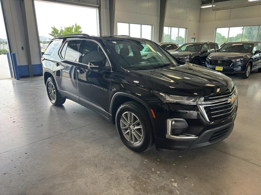 used 2023 Chevrolet Traverse car, priced at $35,400