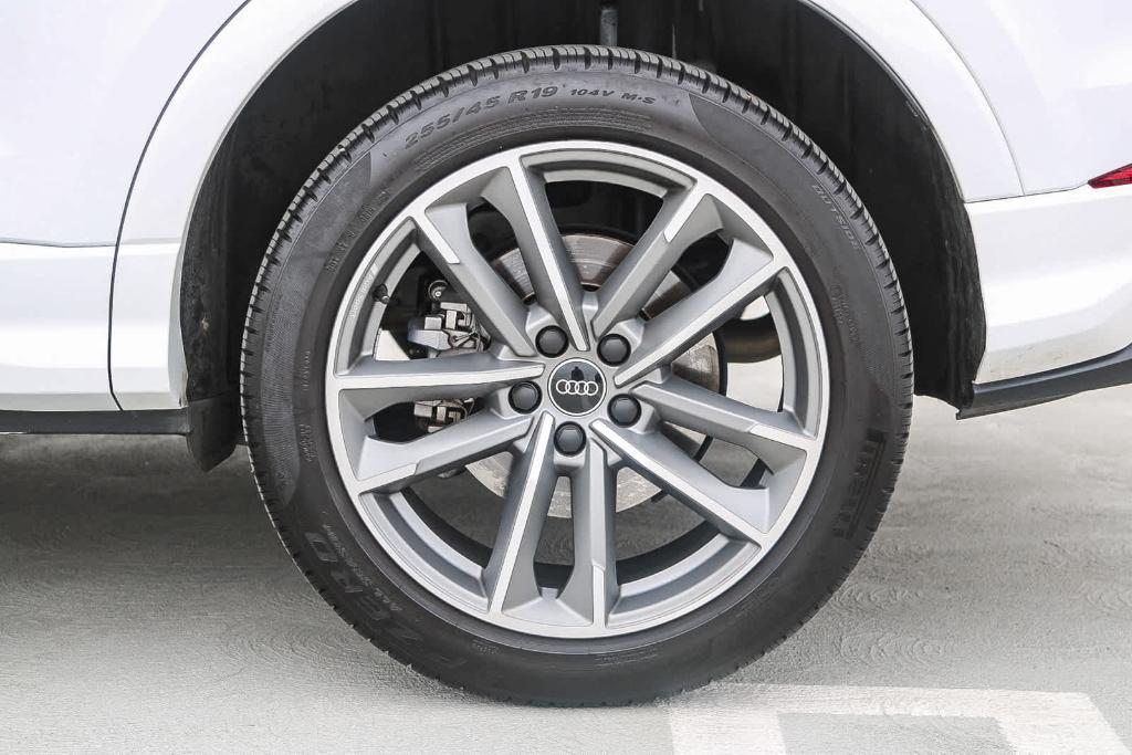 used 2022 Audi Q3 car, priced at $29,992