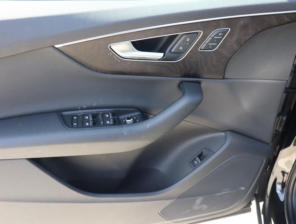 used 2023 Audi Q7 car, priced at $47,996