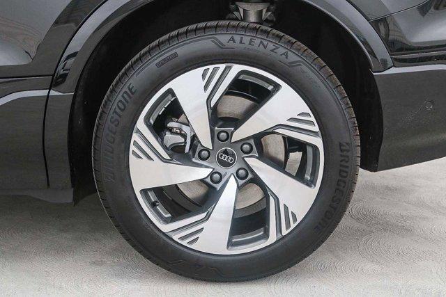 new 2025 Audi Q6 e-tron car, priced at $65,405