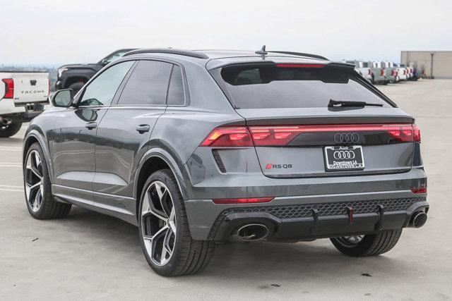 new 2025 Audi RS Q8 car, priced at $157,440