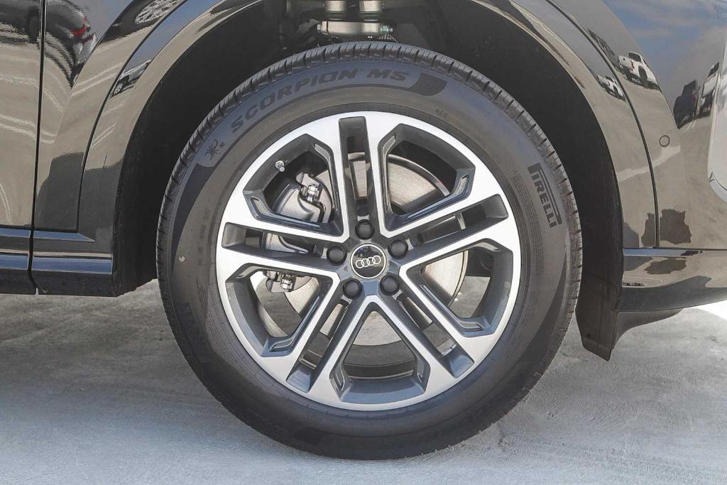 new 2025 Audi Q5 car, priced at $57,950