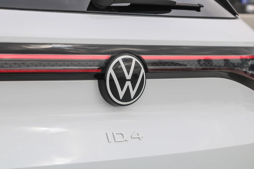 used 2021 Volkswagen ID.4 car, priced at $21,992