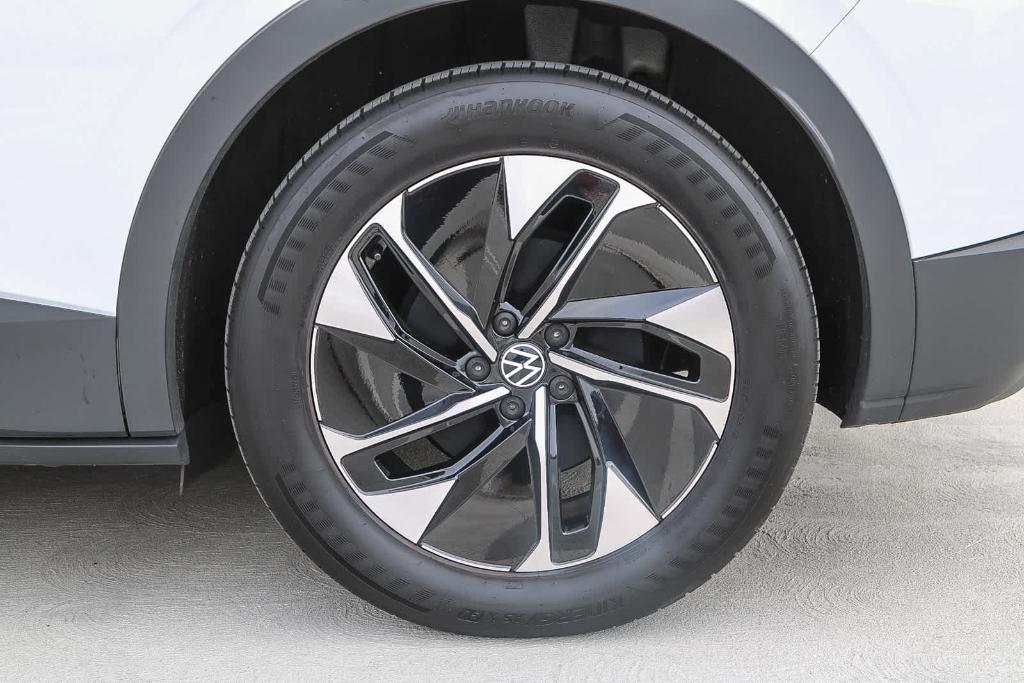 used 2021 Volkswagen ID.4 car, priced at $21,992