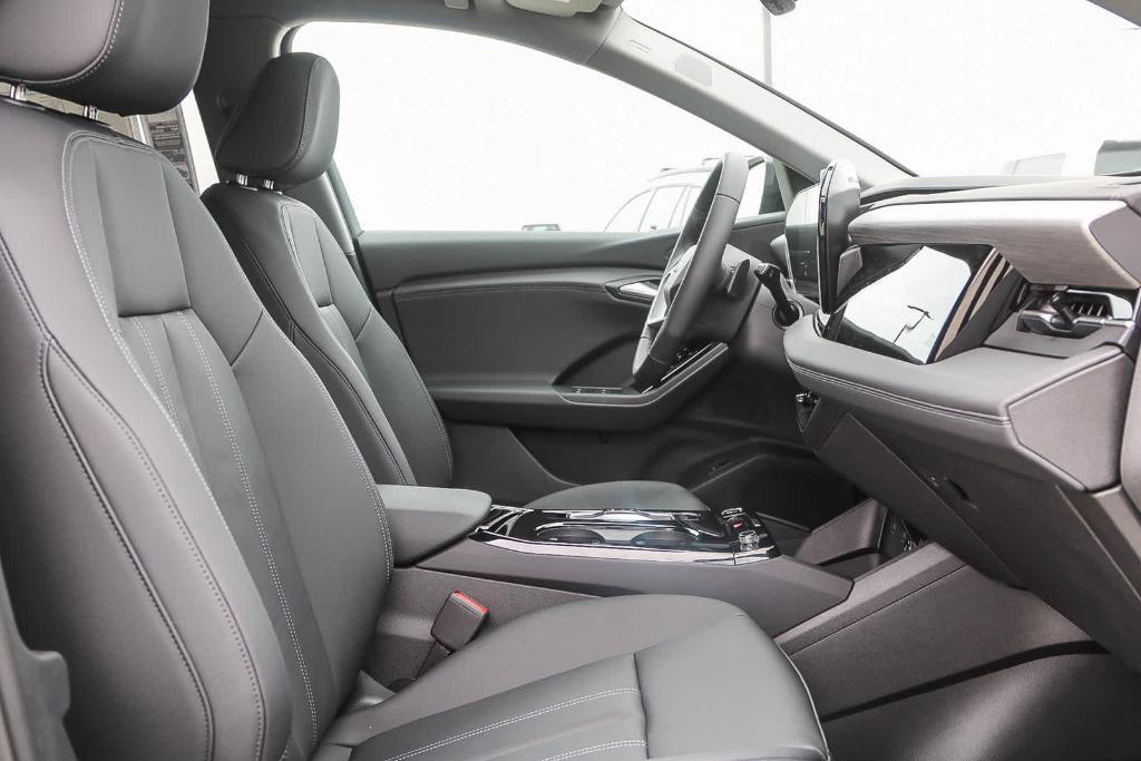 new 2025 Audi Q6 e-tron car, priced at $73,970