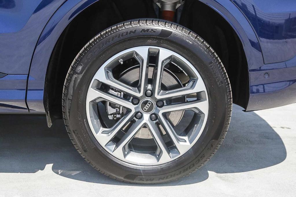 new 2025 Audi Q5 car, priced at $57,625