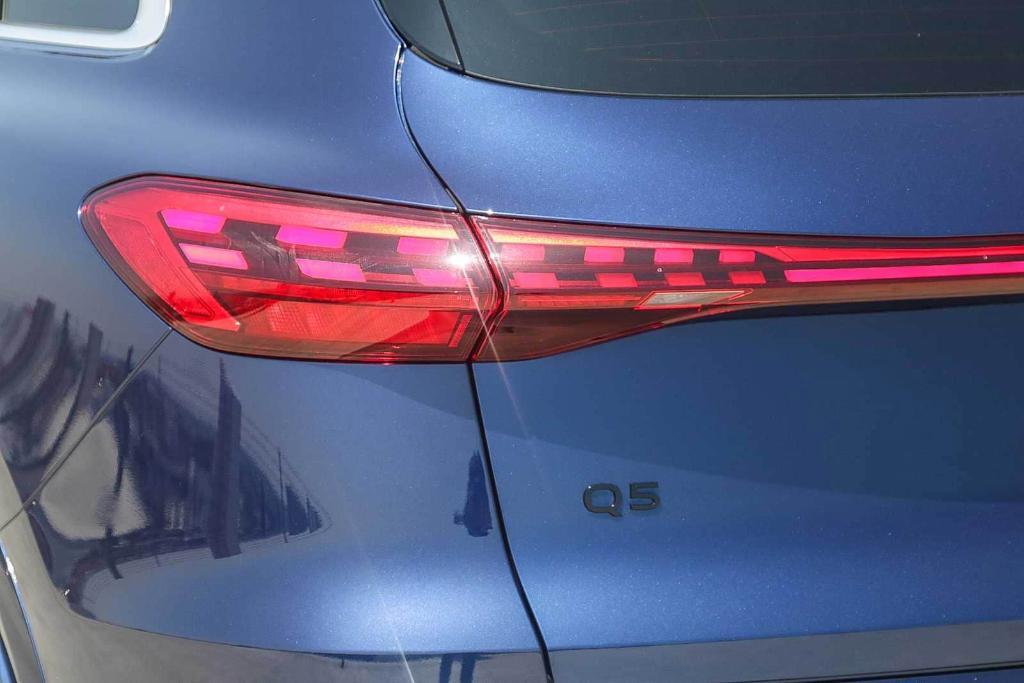 new 2025 Audi Q5 car, priced at $57,625
