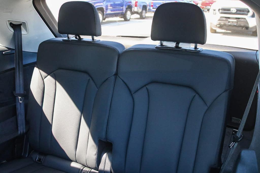 used 2022 Audi Q7 car, priced at $44,992