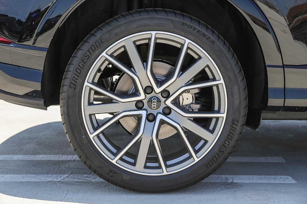 new 2025 Audi Q3 car, priced at $46,405