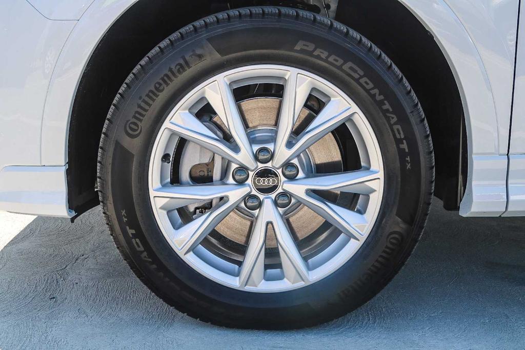 new 2025 Audi Q3 car, priced at $42,610