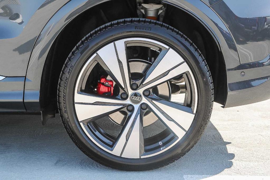new 2025 Audi SQ5 car, priced at $73,450