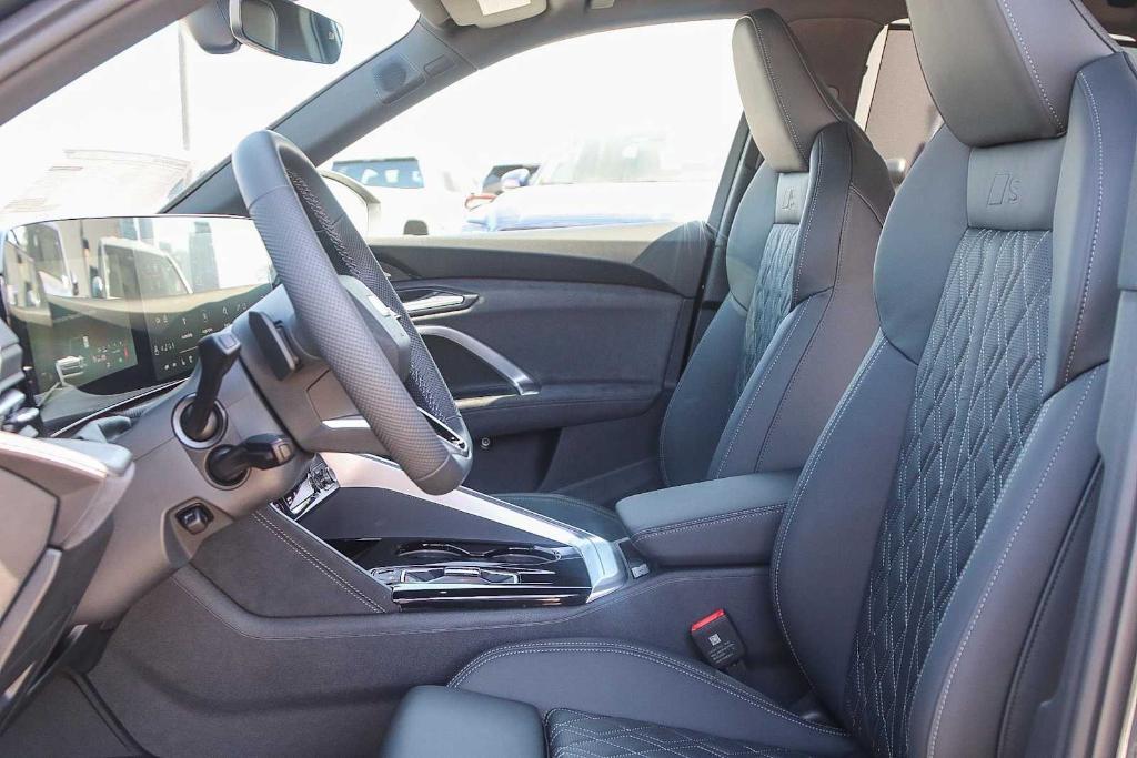 new 2025 Audi SQ5 car, priced at $73,450