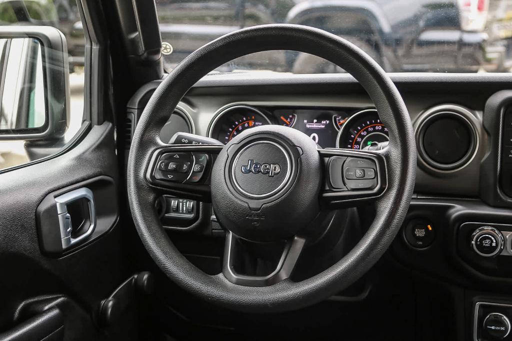 used 2021 Jeep Wrangler Unlimited car, priced at $30,992