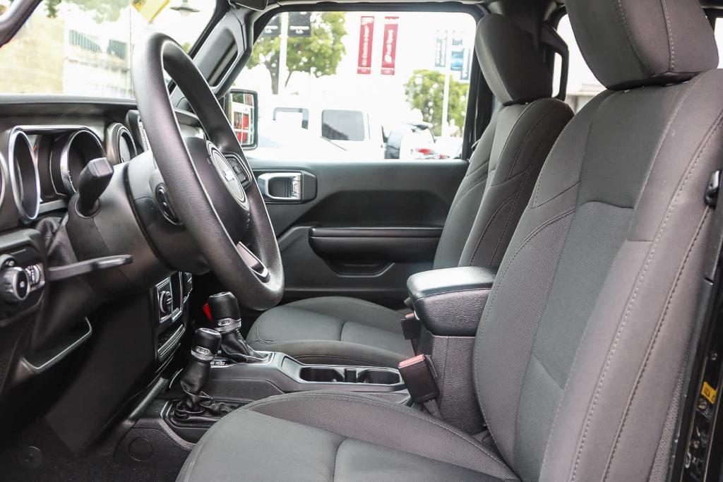 used 2021 Jeep Wrangler Unlimited car, priced at $30,992