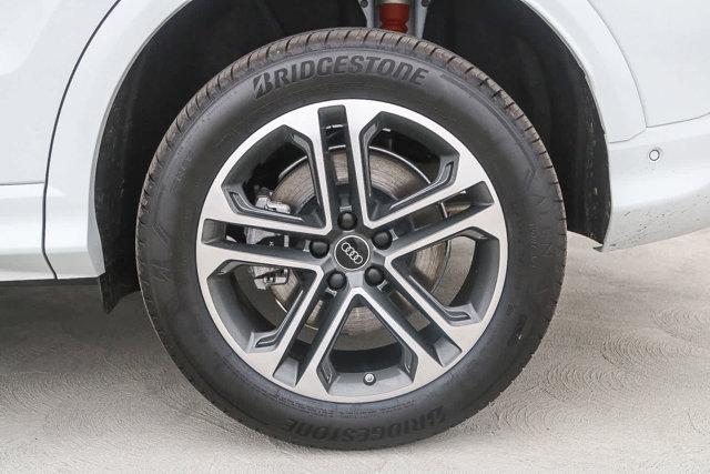 new 2025 Audi Q5 car, priced at $57,625