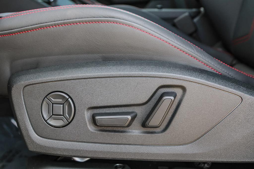new 2025 Audi Q3 car, priced at $45,610