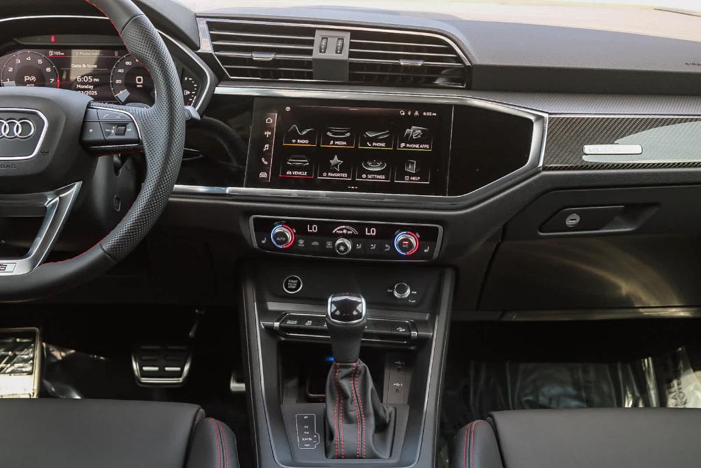 new 2025 Audi Q3 car, priced at $45,610