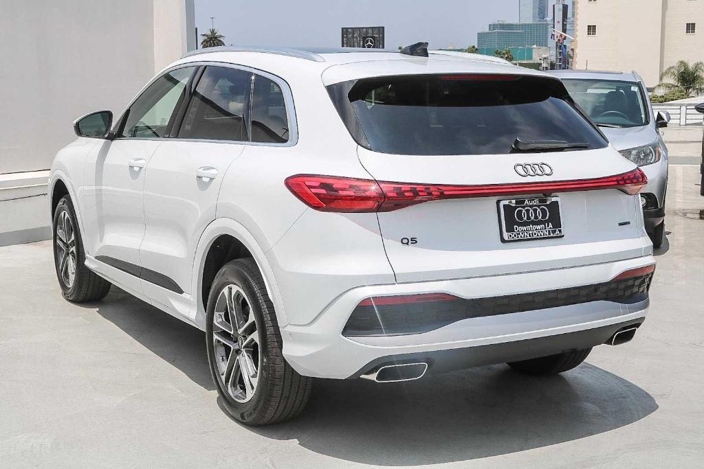 new 2025 Audi Q5 car, priced at $57,950