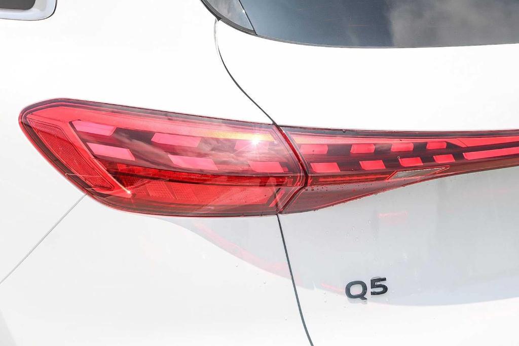new 2025 Audi Q5 car, priced at $57,950