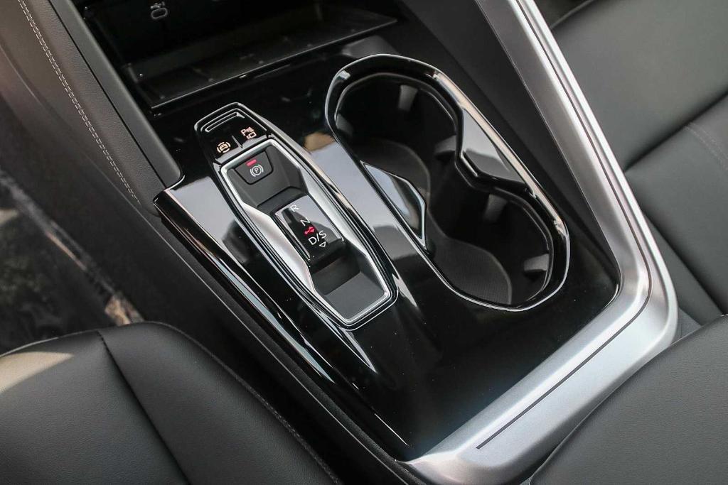 new 2025 Audi Q5 car, priced at $57,950
