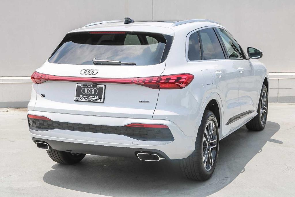 new 2025 Audi Q5 car, priced at $57,950