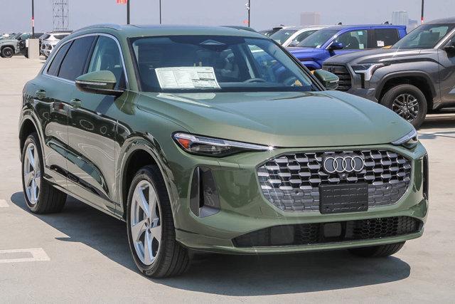 new 2025 Audi Q5 car, priced at $60,290
