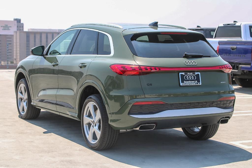 new 2025 Audi Q5 car, priced at $60,290