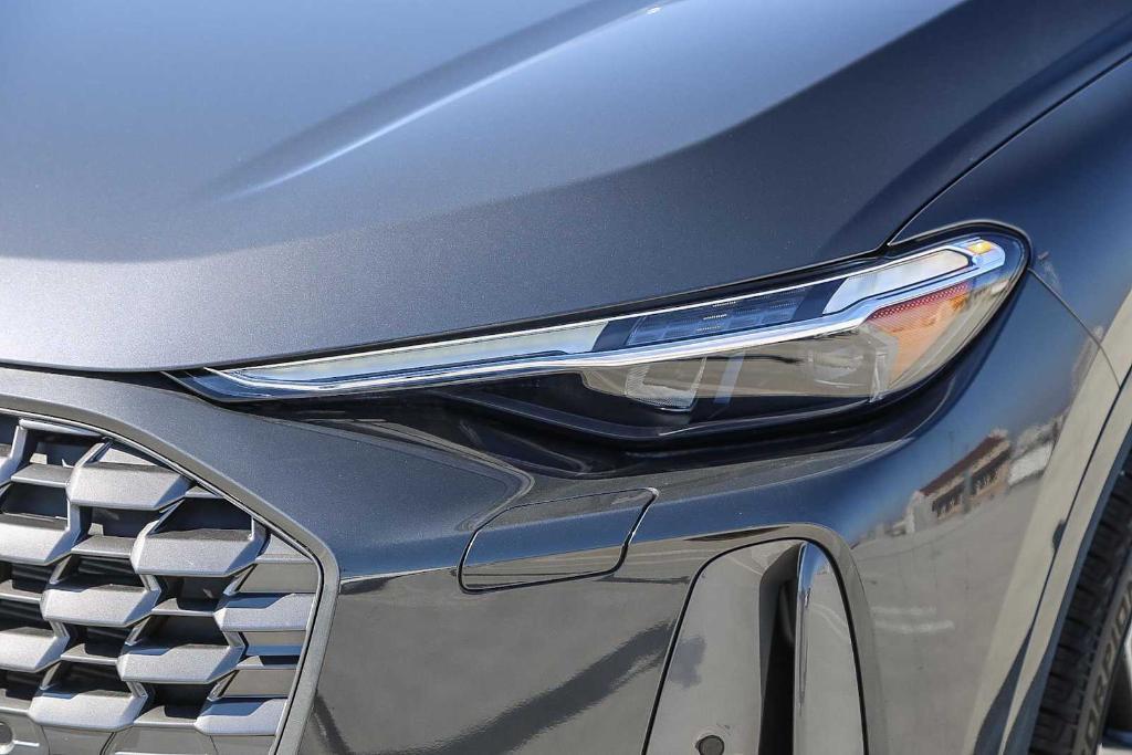 new 2025 Audi Q5 car, priced at $61,150