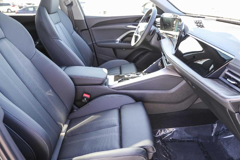 new 2025 Audi Q5 car, priced at $61,150