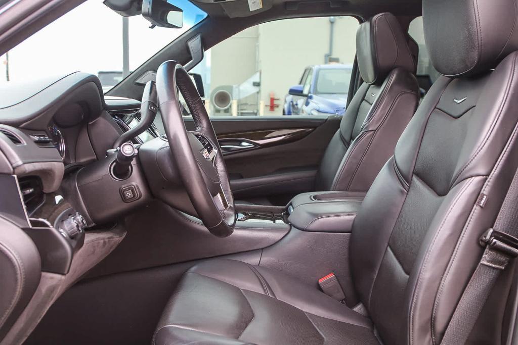 used 2019 Cadillac Escalade ESV car, priced at $38,492