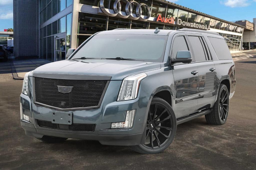 used 2019 Cadillac Escalade ESV car, priced at $38,492