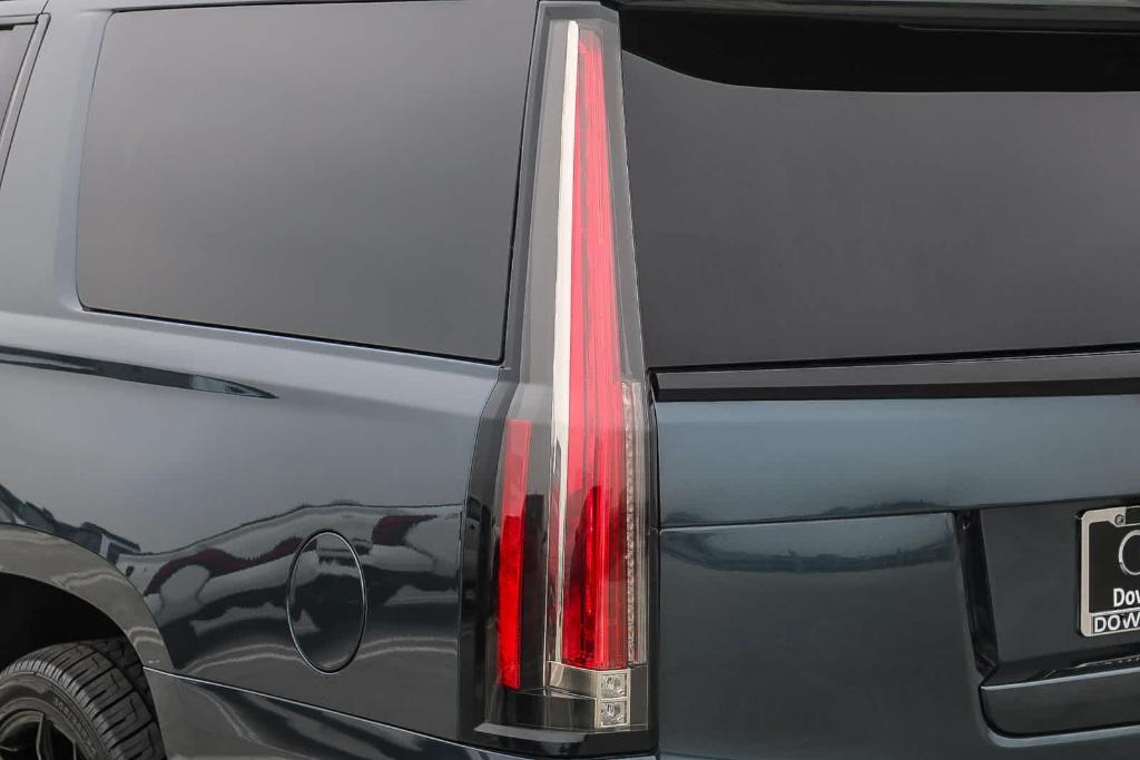 used 2019 Cadillac Escalade ESV car, priced at $38,492