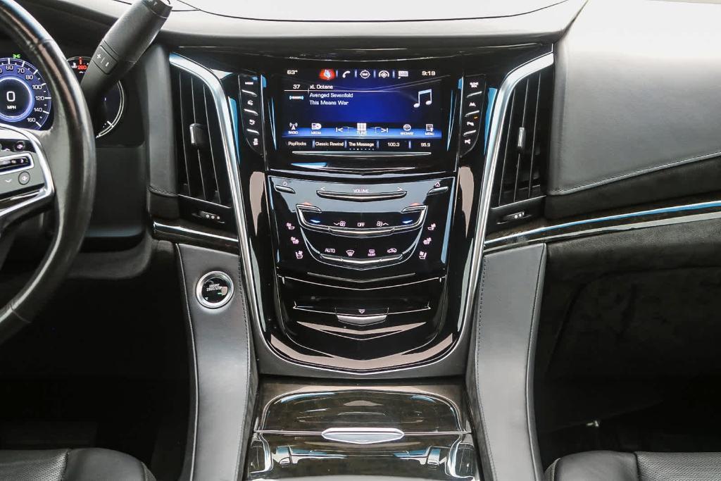 used 2019 Cadillac Escalade ESV car, priced at $38,492