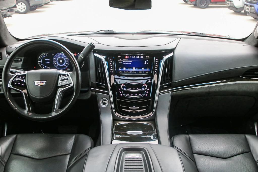 used 2019 Cadillac Escalade ESV car, priced at $38,492