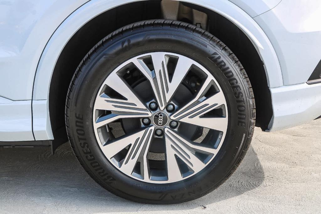new 2025 Audi Q4 e-tron car, priced at $51,920