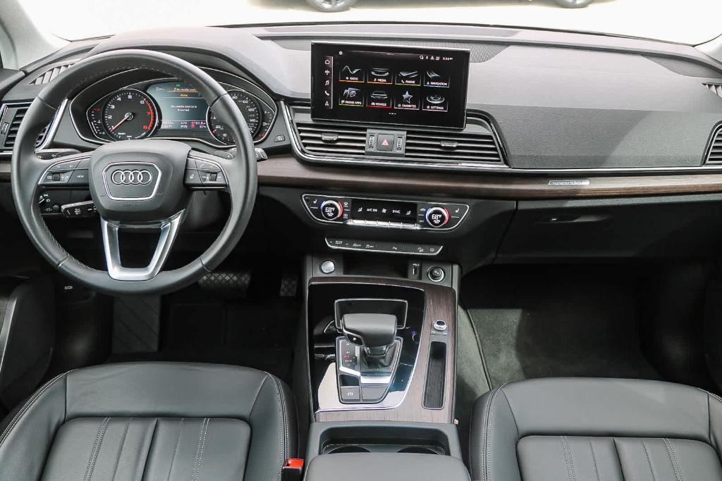 used 2024 Audi Q5 car, priced at $39,991